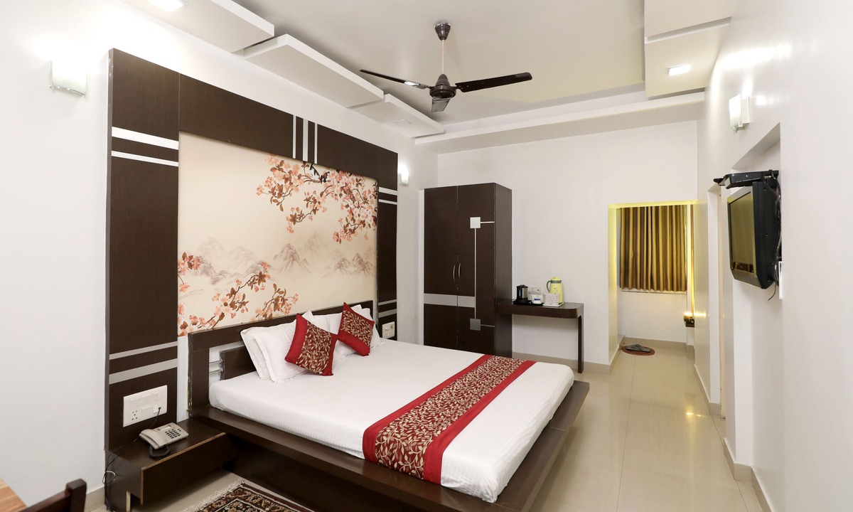 Mount Abu Hotel | The Leef Inn