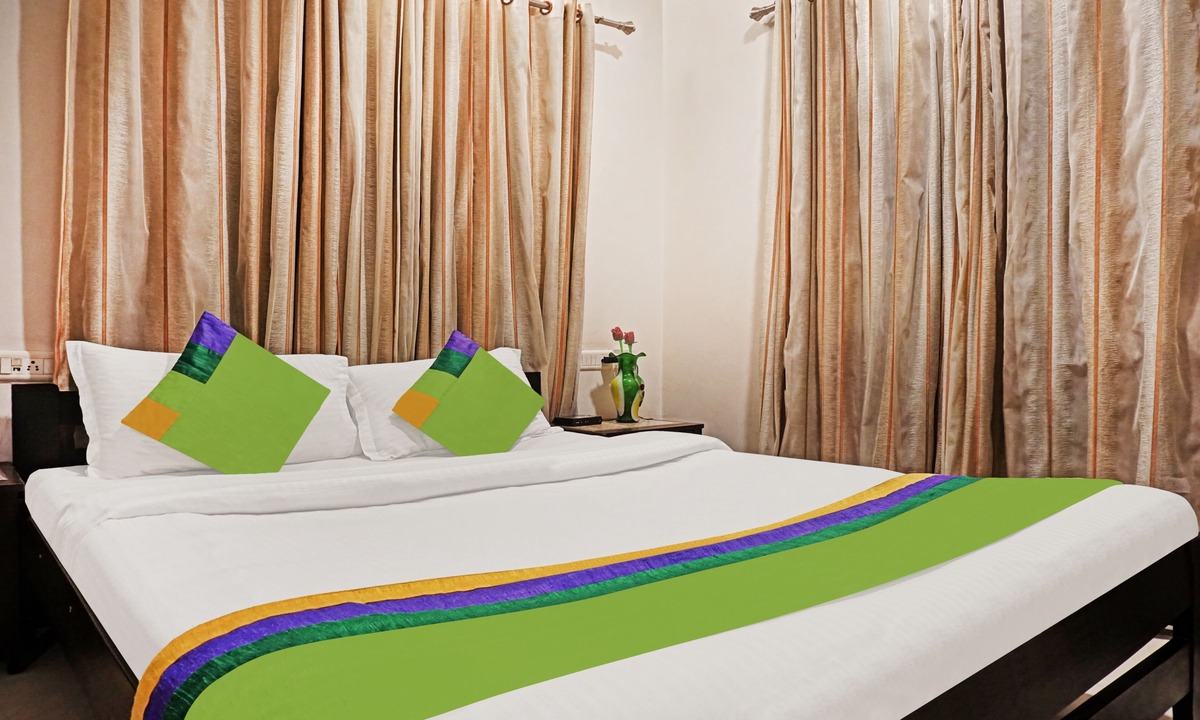 Aundh Hotel | Treebo Excellent Home