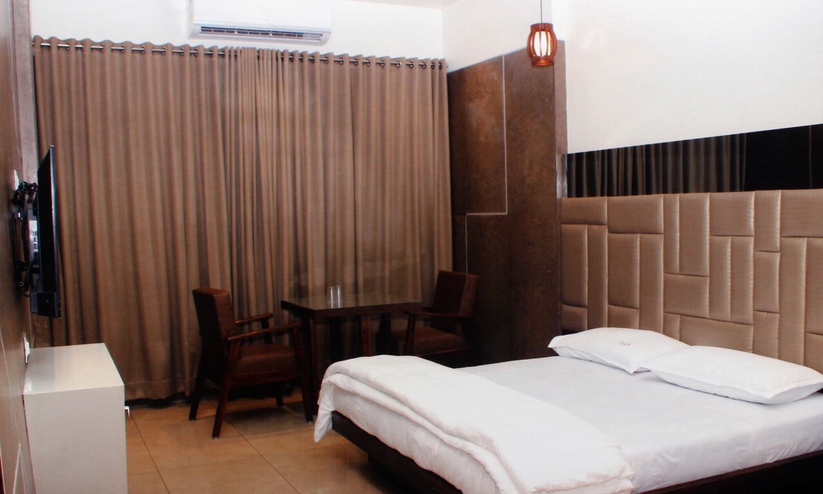 Amarnath Hotel | Hotel Central Park