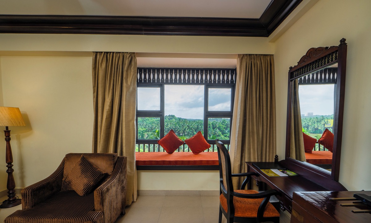 Azhinjilam Resort | The Raviz Kadavu