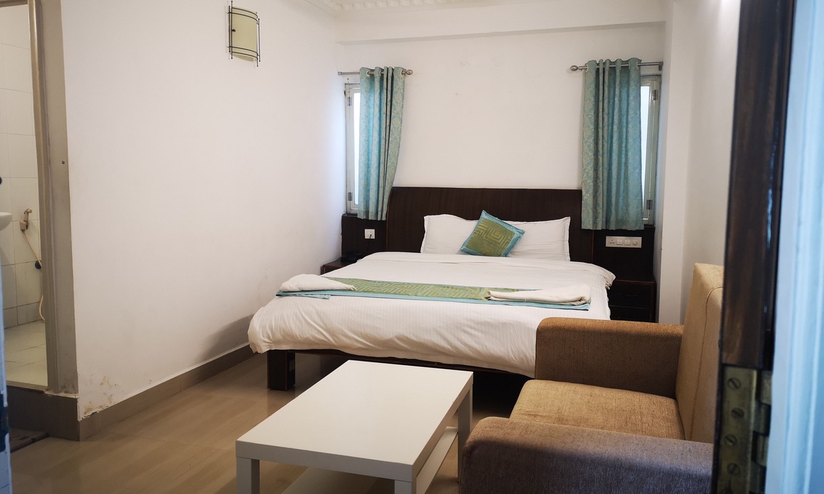 Puttaparthi Hotel | Aum Hotel