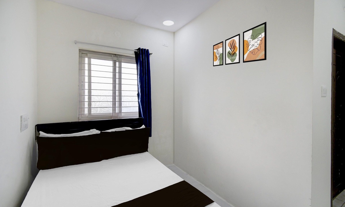 Banjara Hills House | Deluxe R J Residency