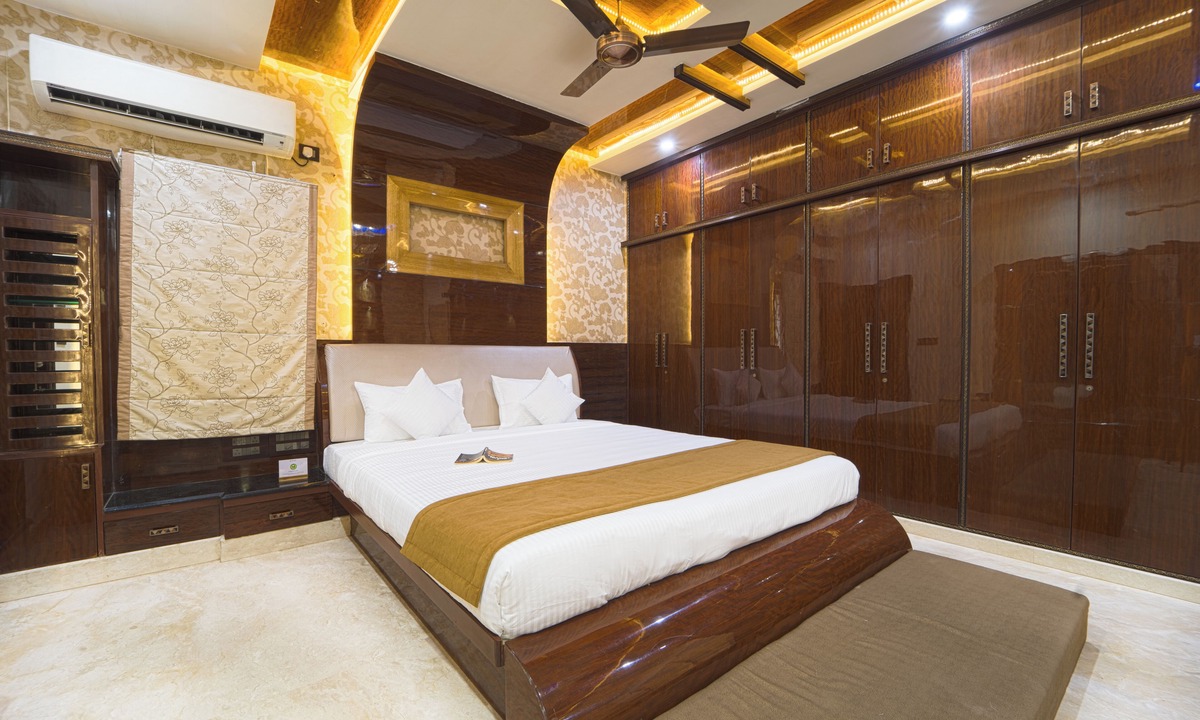 RR Nagar Villa | Alaya Stays Royal Valora 5BHK villa