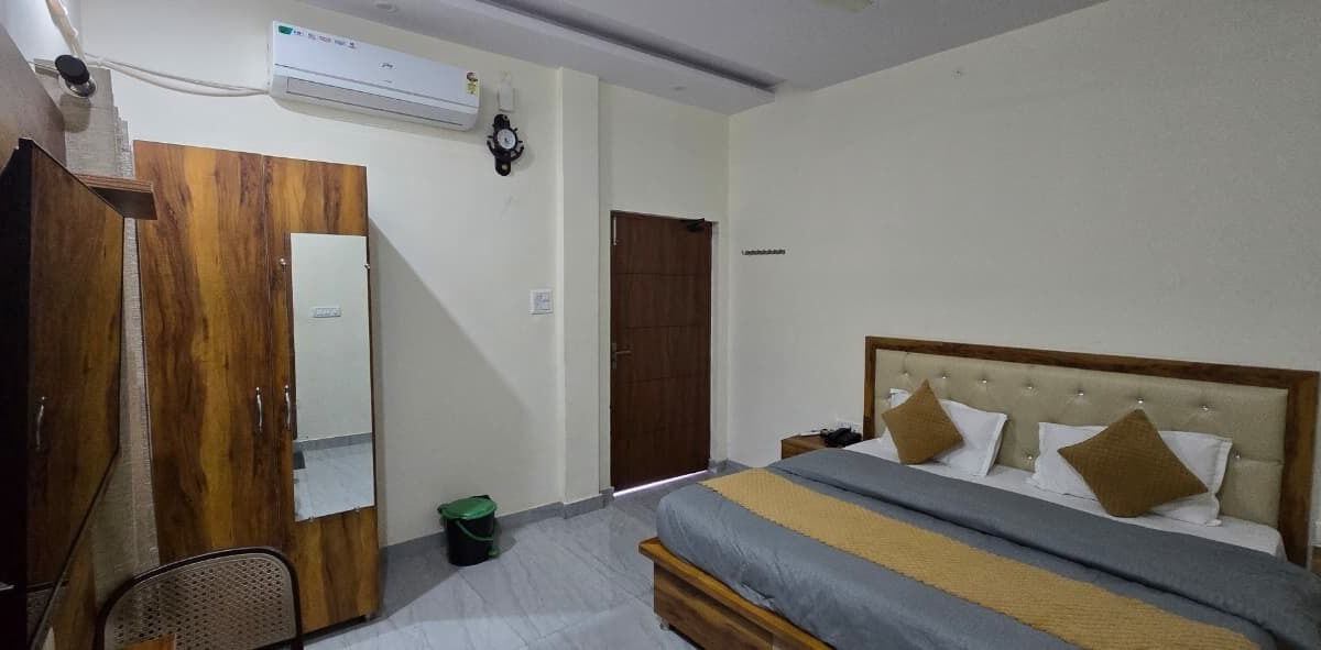 Mayapur Hotel | Hotel SK Grand Comfy Nature Stay