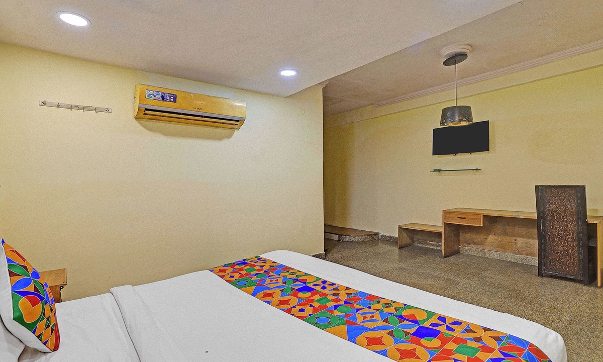 New Friends Colony Hotel | Fabhotel Silver Inn Residency