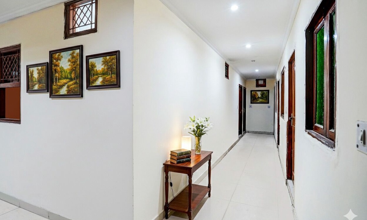 Sector D Hotel | Fabhotel Sehrawat