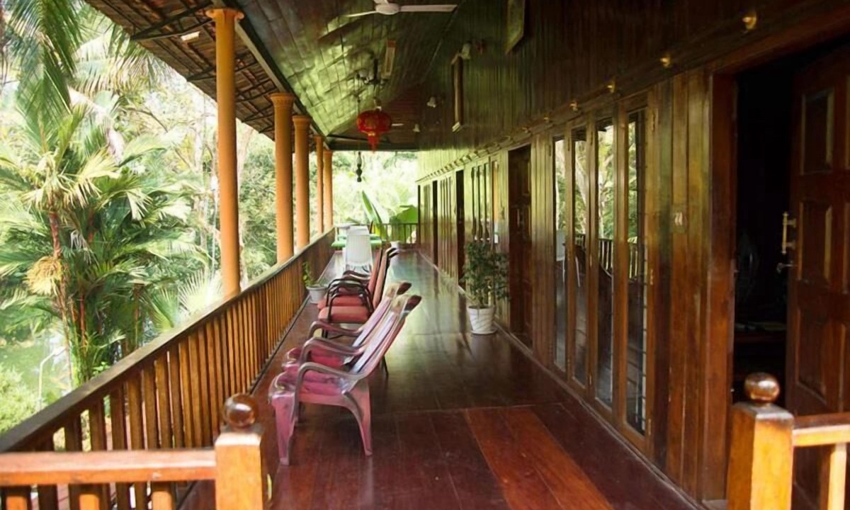 Aymanam Hotel | Backwater Retreat Resort - Kumarakom