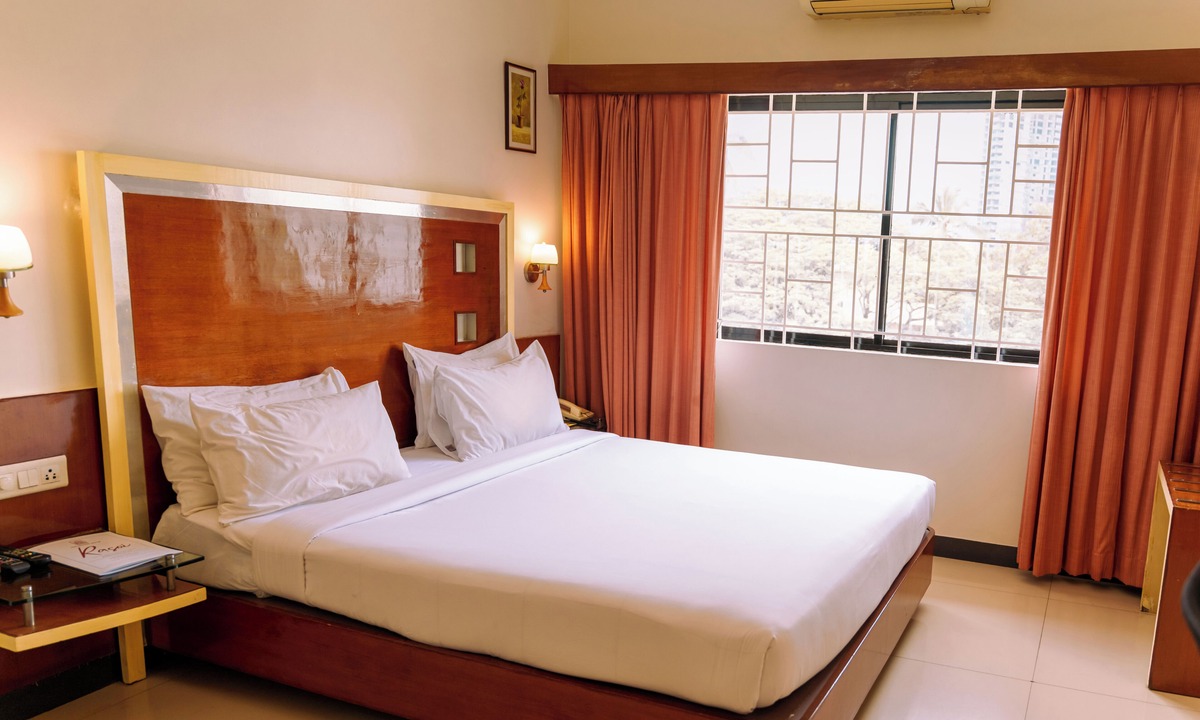 Sheshadripuram Hotel | Bisque Magaji Orchid
