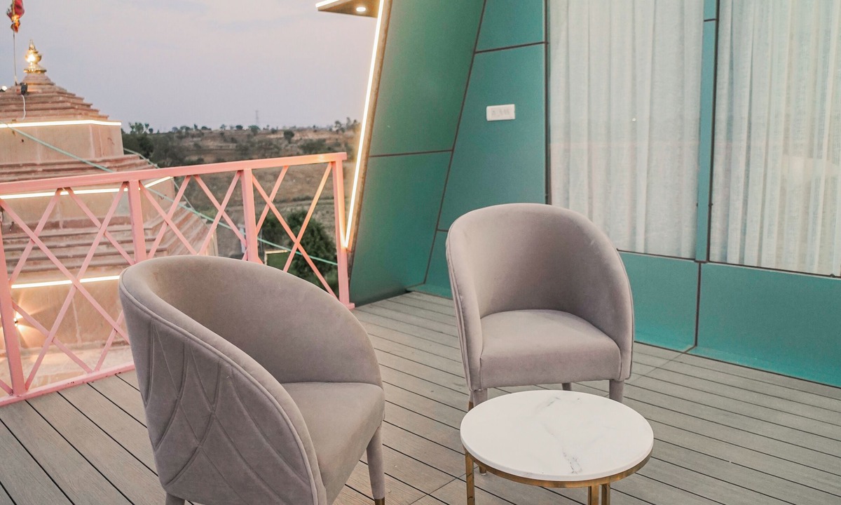 Sehore Hotel | Sanjeevani Farms, Bhopal : A Luxury 5 Bedroom Private Pool Villa