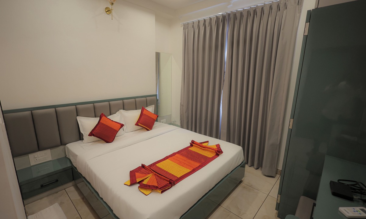 Nathdwara Hotel | Papaya Leaf Comfort Nathdwara