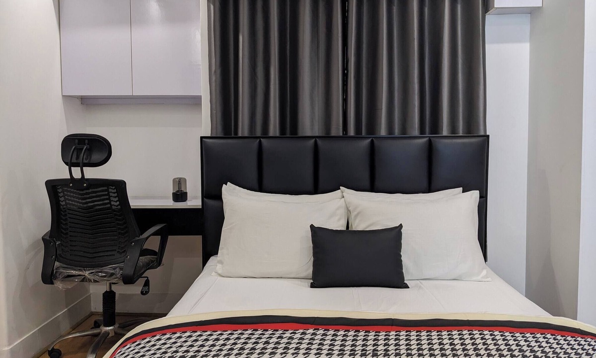 Dhaka Apartment | Minimalist Apt at DAC Intl Airport Msg to Avail Special Offer for Flight Catcher