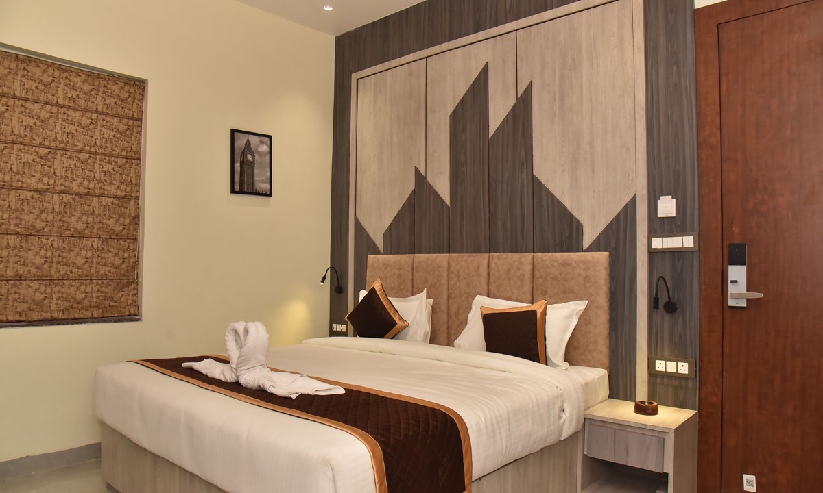 Sitapur Hotel | HOTEL JP INN SITAPUR