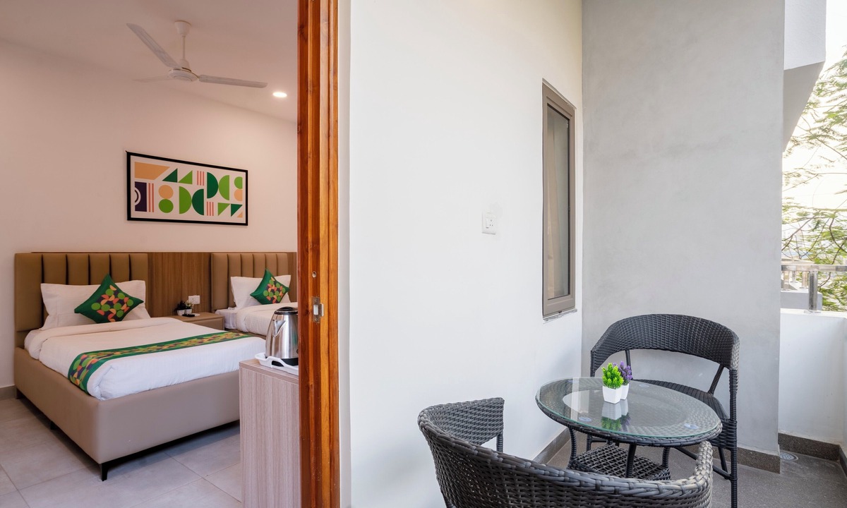 Manikonda Hotel | Treebo S3 Suites Manikonda