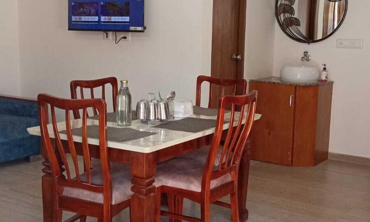 Ahmedabad Hotel | Elis Home Stayz