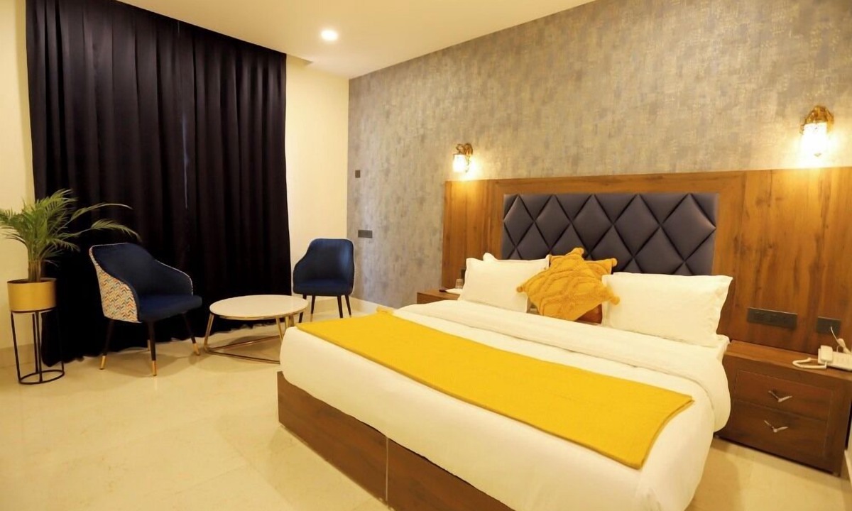 Rewari Hotel | Hotel Dhingra Inn
