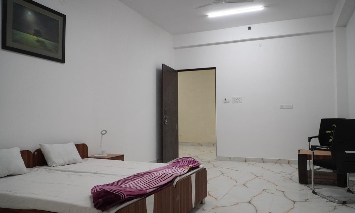 Phulpur Hotel | Mahakumbh Prayagraj Residency