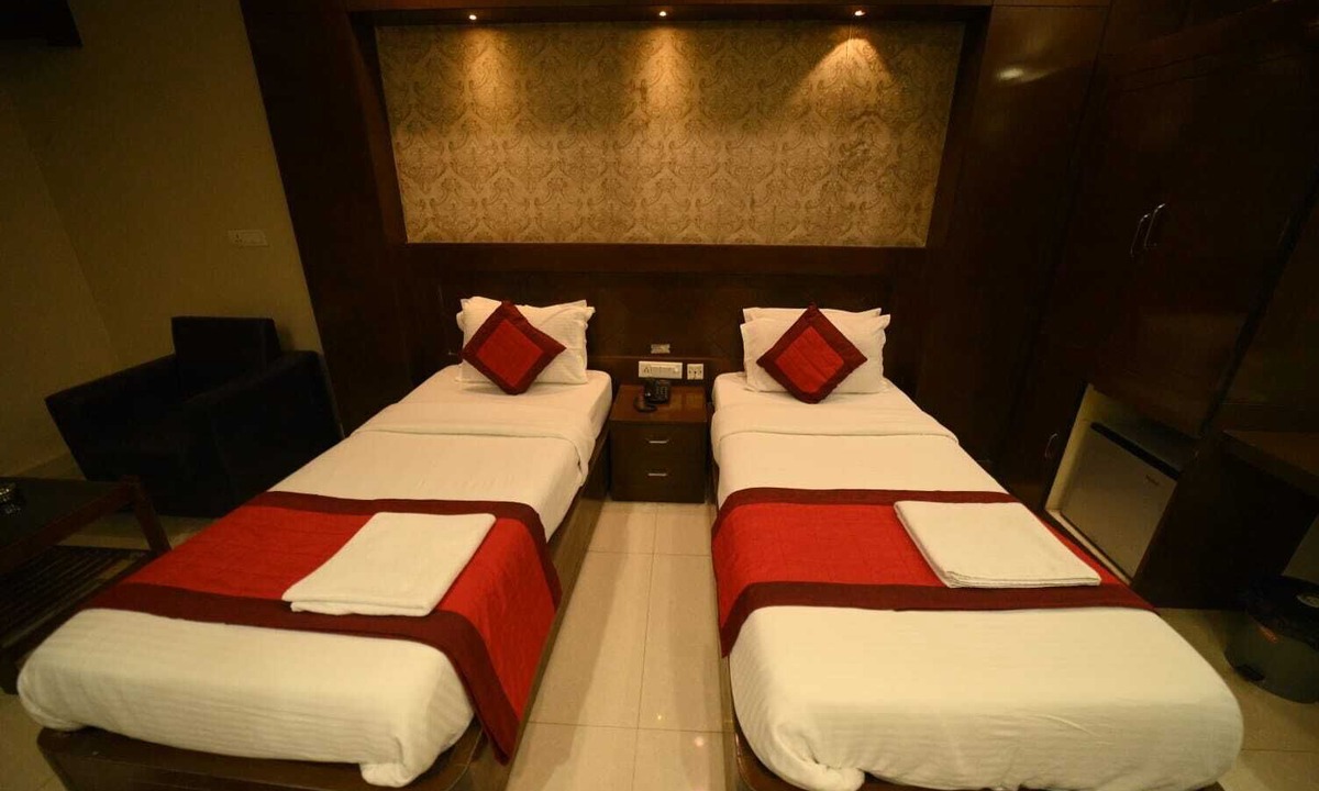 Bhadrak Hotel | Hotel Orion
