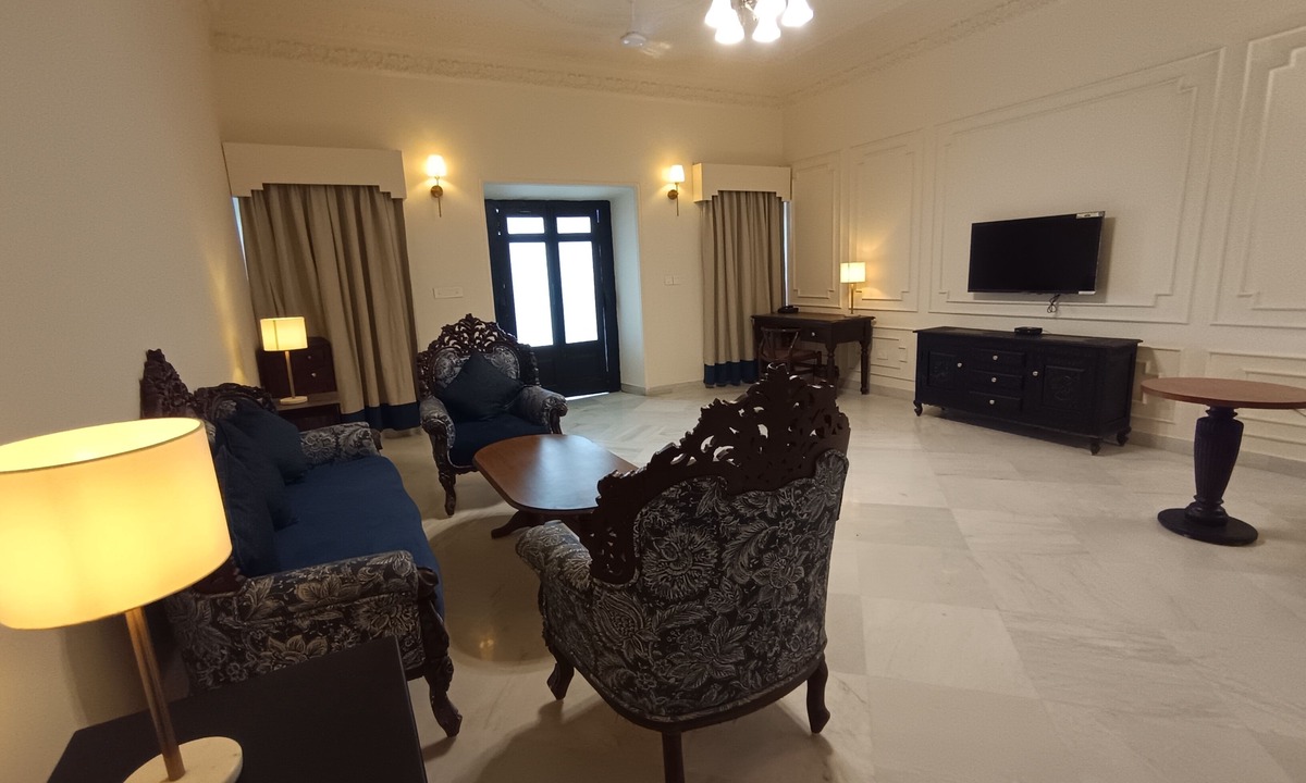 Palanpur Hotel | Balaram Palace Resort