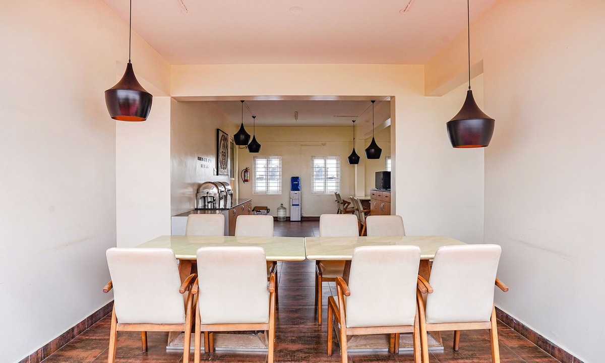 Brookefield Hotel | Fabhotel Northern Suites