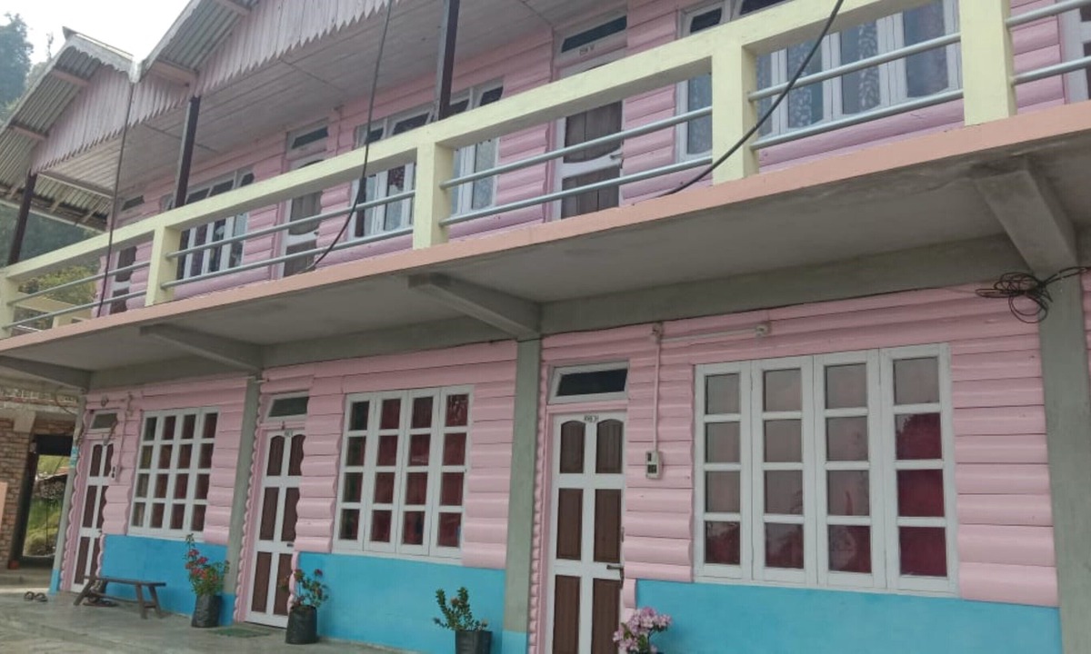 Rishop Hotel | Goroomgo Pink Floyed Homestay Kalimpong