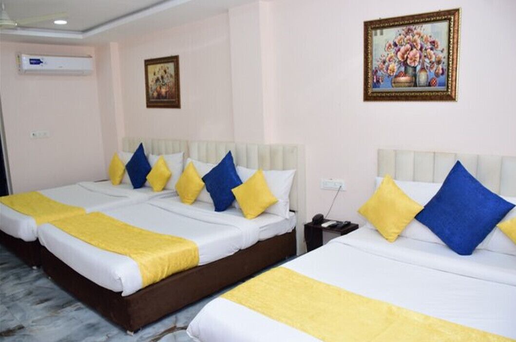 Dewas Hotel | The Royal Palace