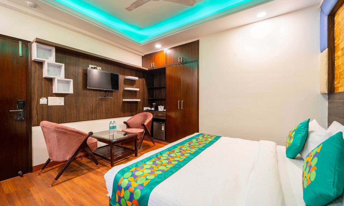 Dwarka Hotel | Treebo Marigold