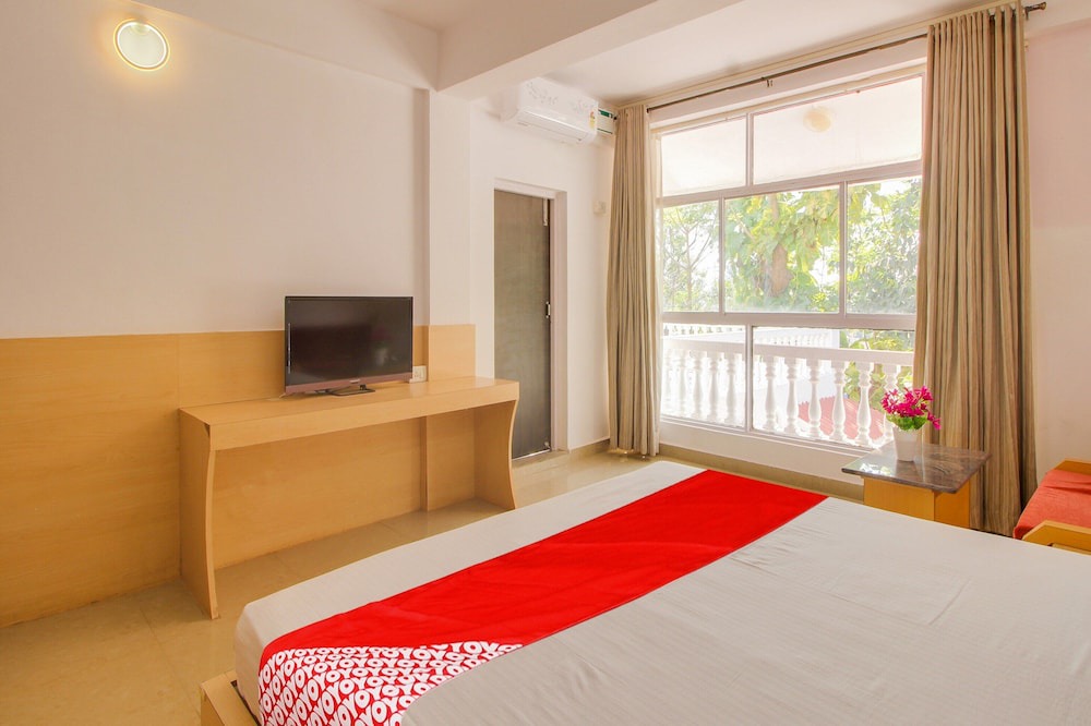 Bogmolo Hotel | OYO Raj Resort