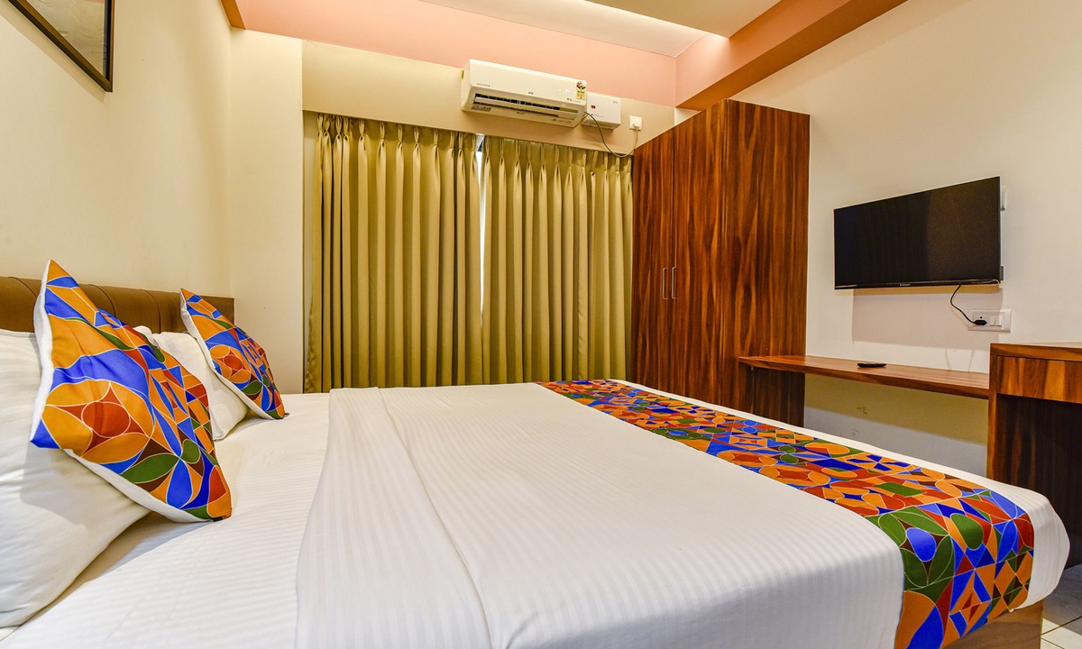 Alto de Porvorim Hotel | Fabhotel Peak Stay