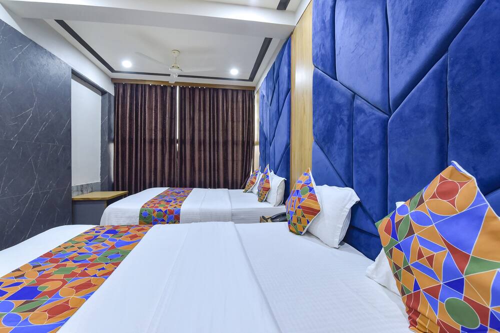Vastrapur Hotel | Fabhotel Sury Villa