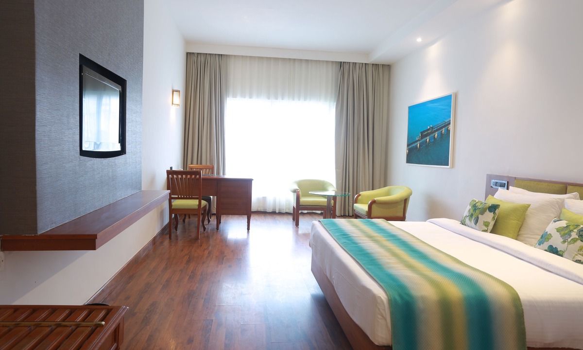 Ernakulam South Hotel | The Avenue Regent