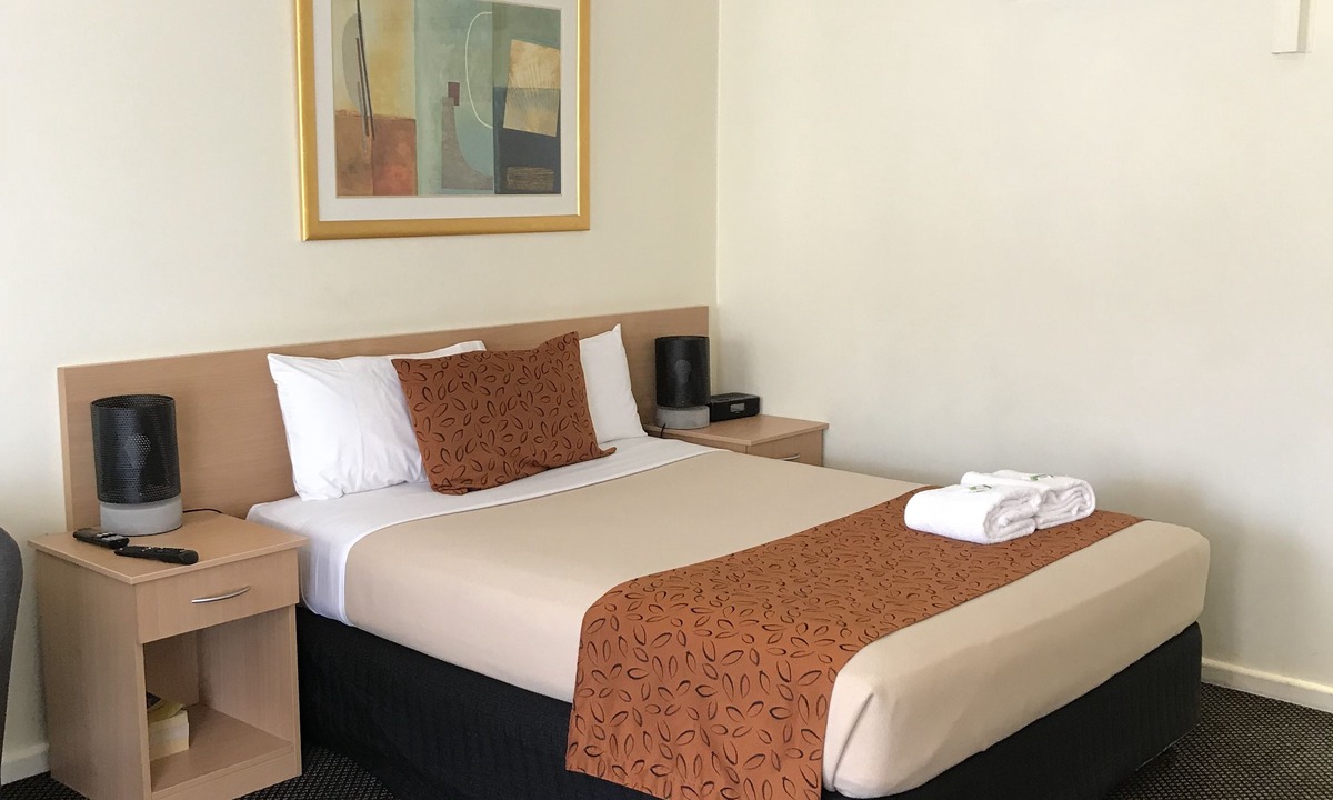 Minchinbury Hotel | Voyager Motel