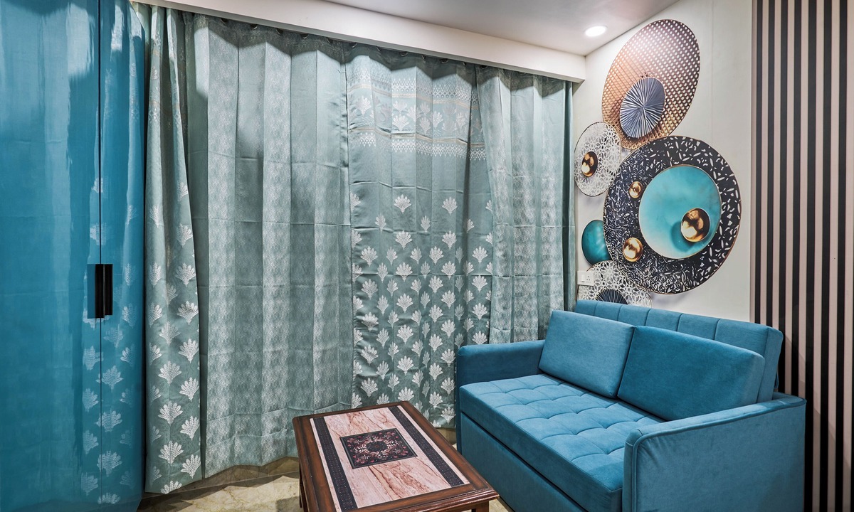 Karol Bagh Hotel | Treebo Premium Royal Gold Palace