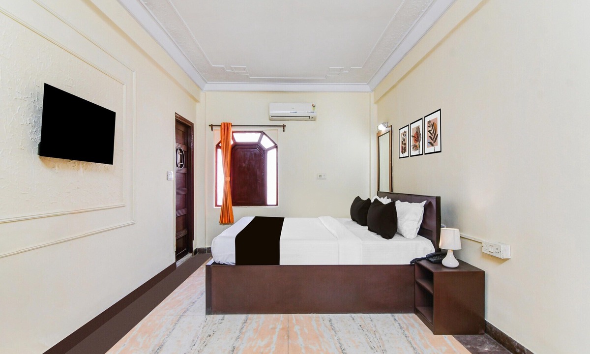 Taltala House | Classic With Balcony Lenin Sarani