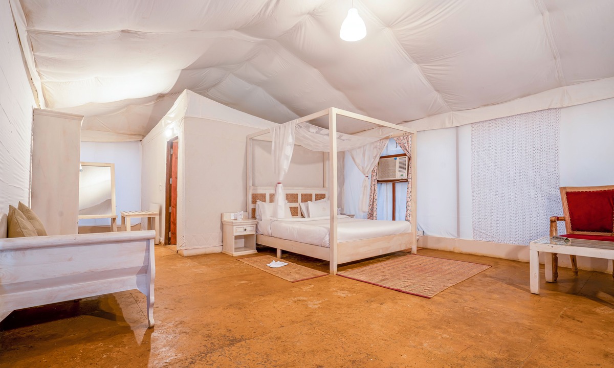 Sam RV Rental | Surya-Ansh Desert Wellness Resort - Campsite