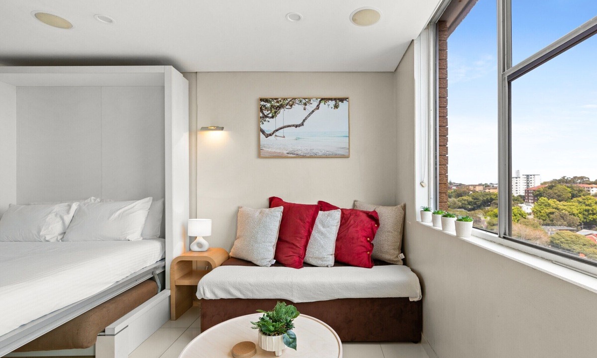 Bondi Apartment | Bondi Studio Apartment with Pool & Rooftop Views