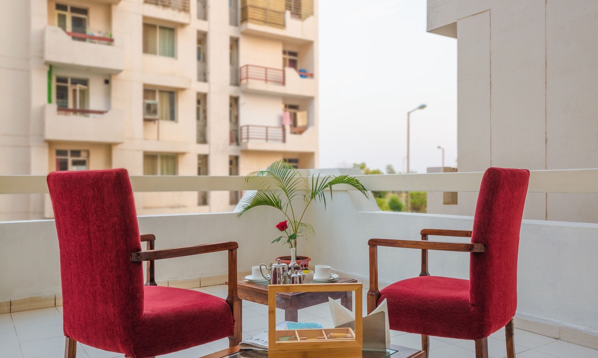 Shivalik Nagar Apartment | Rosewood Apartment Hotel