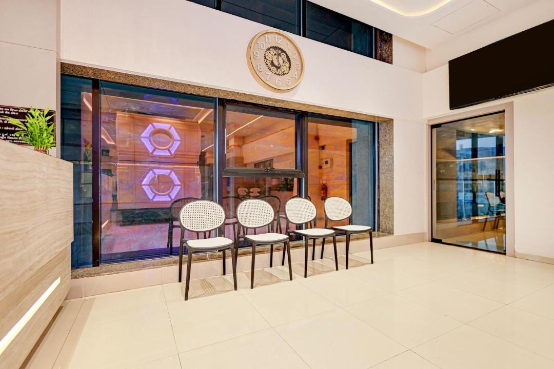 Dumas Hotel | Collection O Airport Road Formerly Hotel Nano Pod