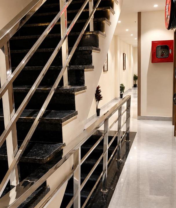 Vrindavan Hotel | The Grand Heritage Vrindavan # Lavis & Luxury Rooms Near Nidhivan Sarovar Portico, Rukmini Vihar Vrindavan#