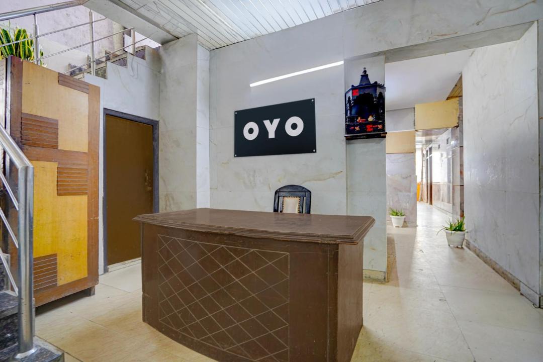 Patel Nagar Hotel | Hotel O Vajirao PG