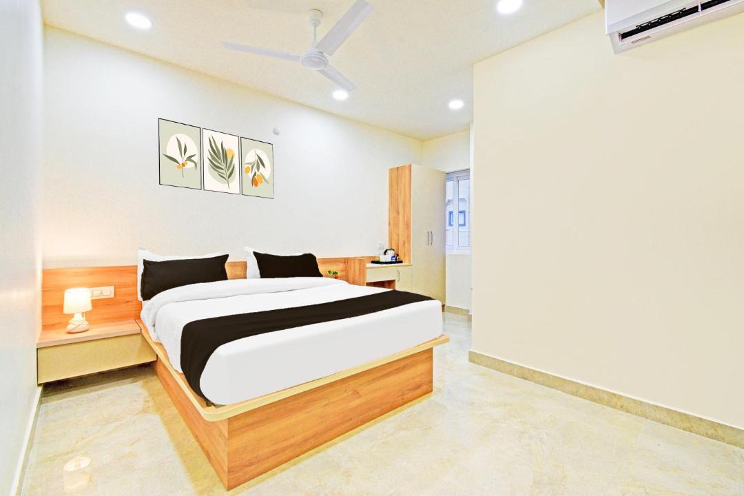 Medchal Hotel | Super Townhouse Oak Kompally
