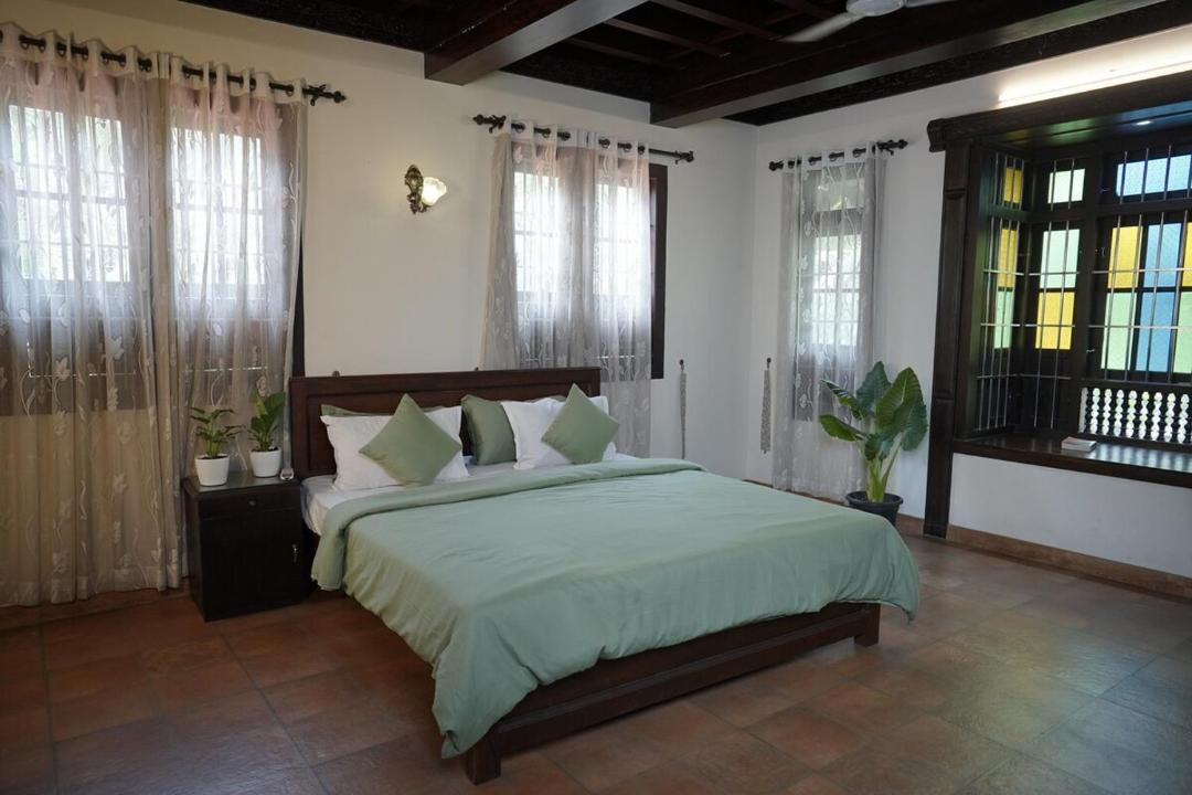Kozhikode Villa | Poomuttathillam