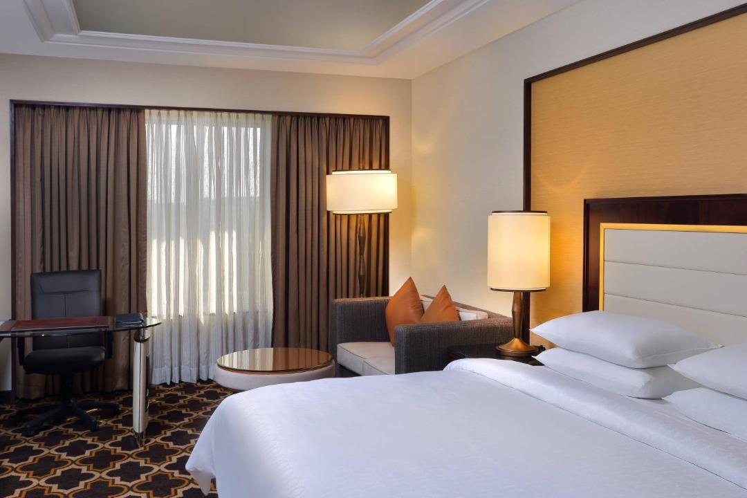 Pune Hotel | Sheraton Grand Pune Bund Garden Hotel