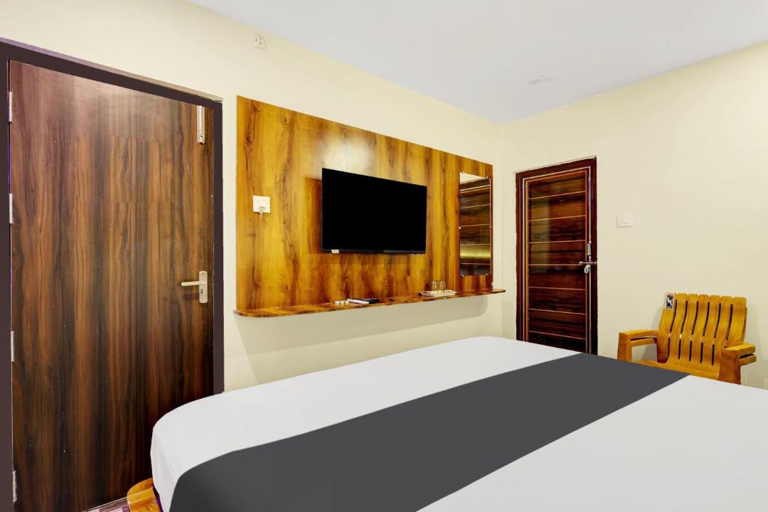 Dabagardens Hotel | Hotel O Sai Central