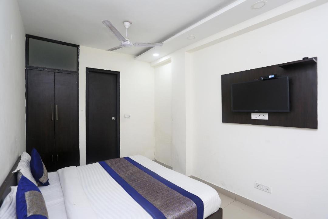 D6 Hotel | Super Hotel O Delite Vasant Kunj