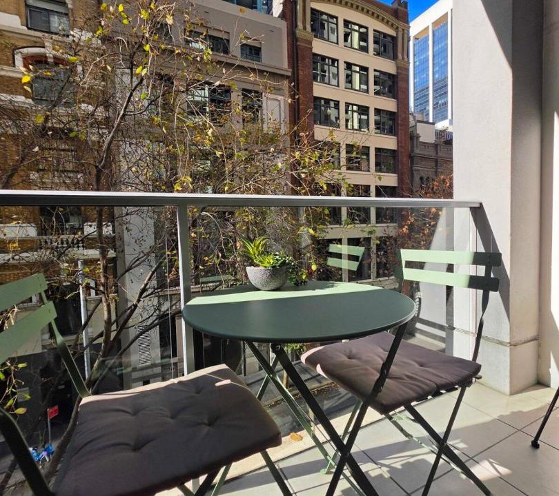 Sydney Central Business District Apartment | Modern City-Centre Apartment on Kent with Pool, Gym & Free Parking