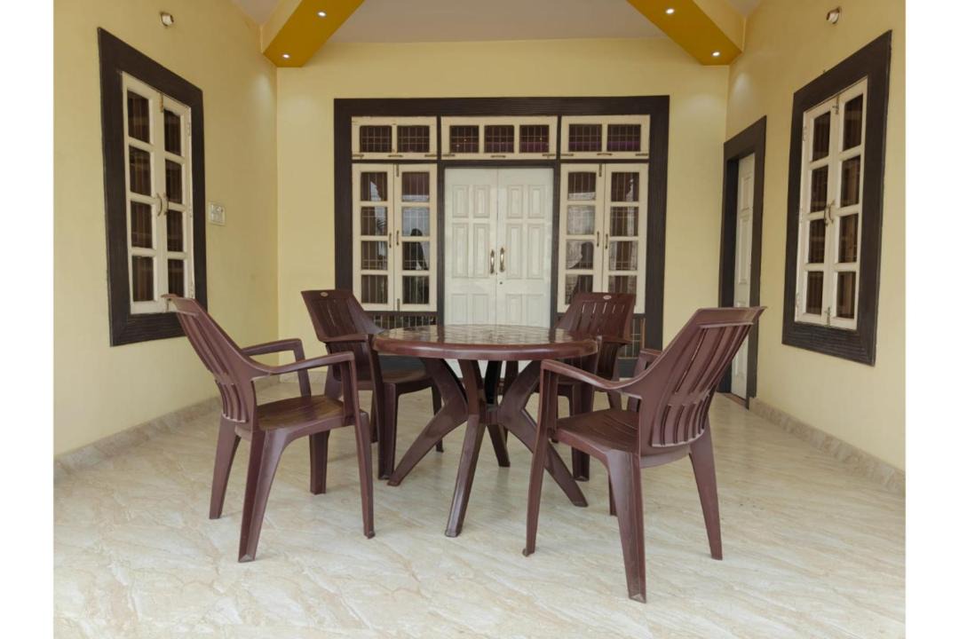 Kakarmatha Hotel | Nirmala House Homestay