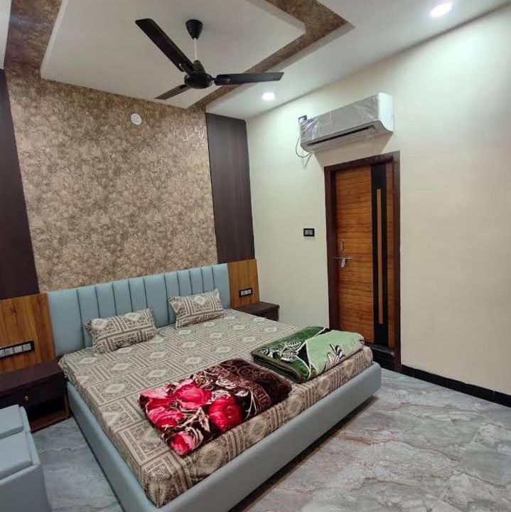 Dhamnod Hotel | Hotel Galaxy & Restaurant