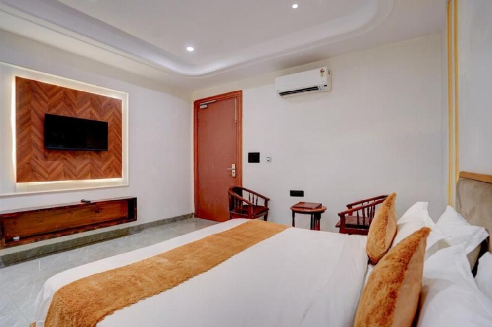 Greater Noida Hotel | The Wonder Stay Hotel and Banquet Greater Noida nearby India Expo Center & Mart