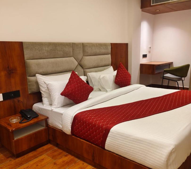 Mahmoorganj Hotel | Hotel Varanasi Ganges Opposite Banaras Railway Station