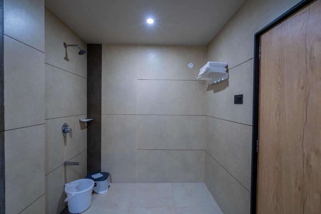Rajkot Hotel | Hotel Gold Star